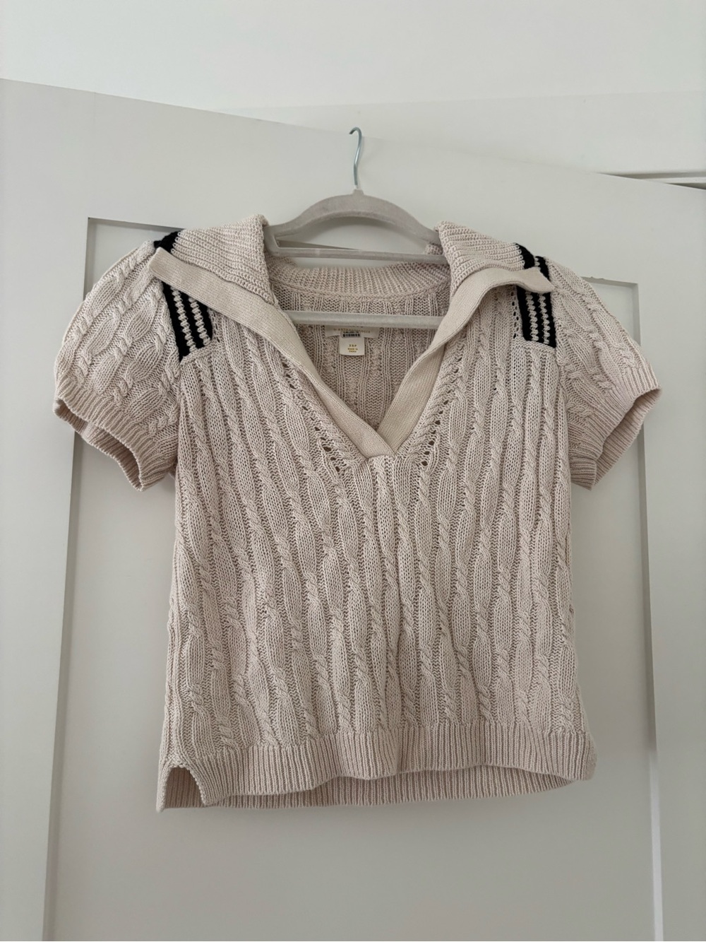 Anthropologie Cream Cable-Knit V-Neck Short-Sleeve Sweater